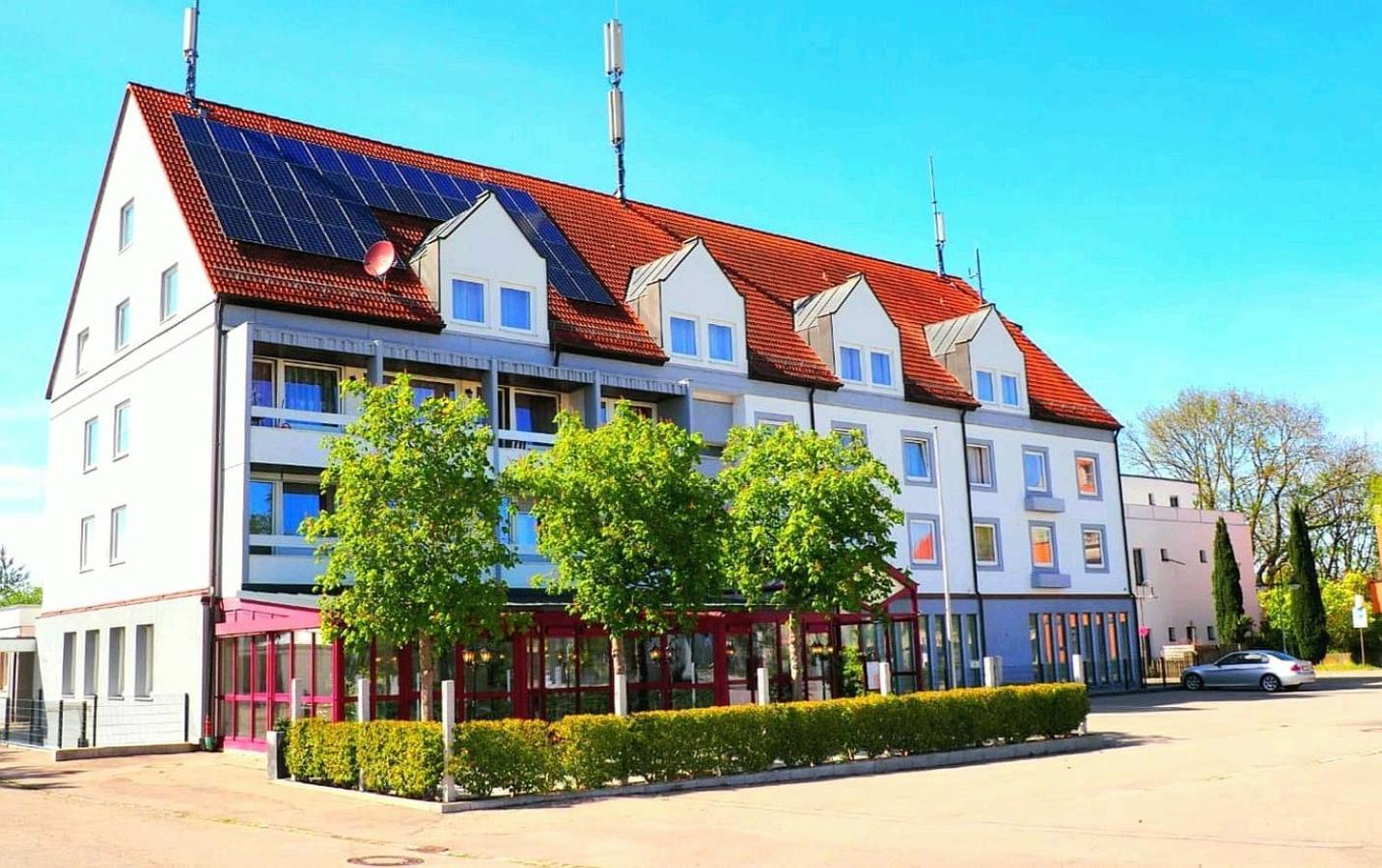 Hotel Krone โคนิกส์บรุนน์ ภายนอก รูปภาพ